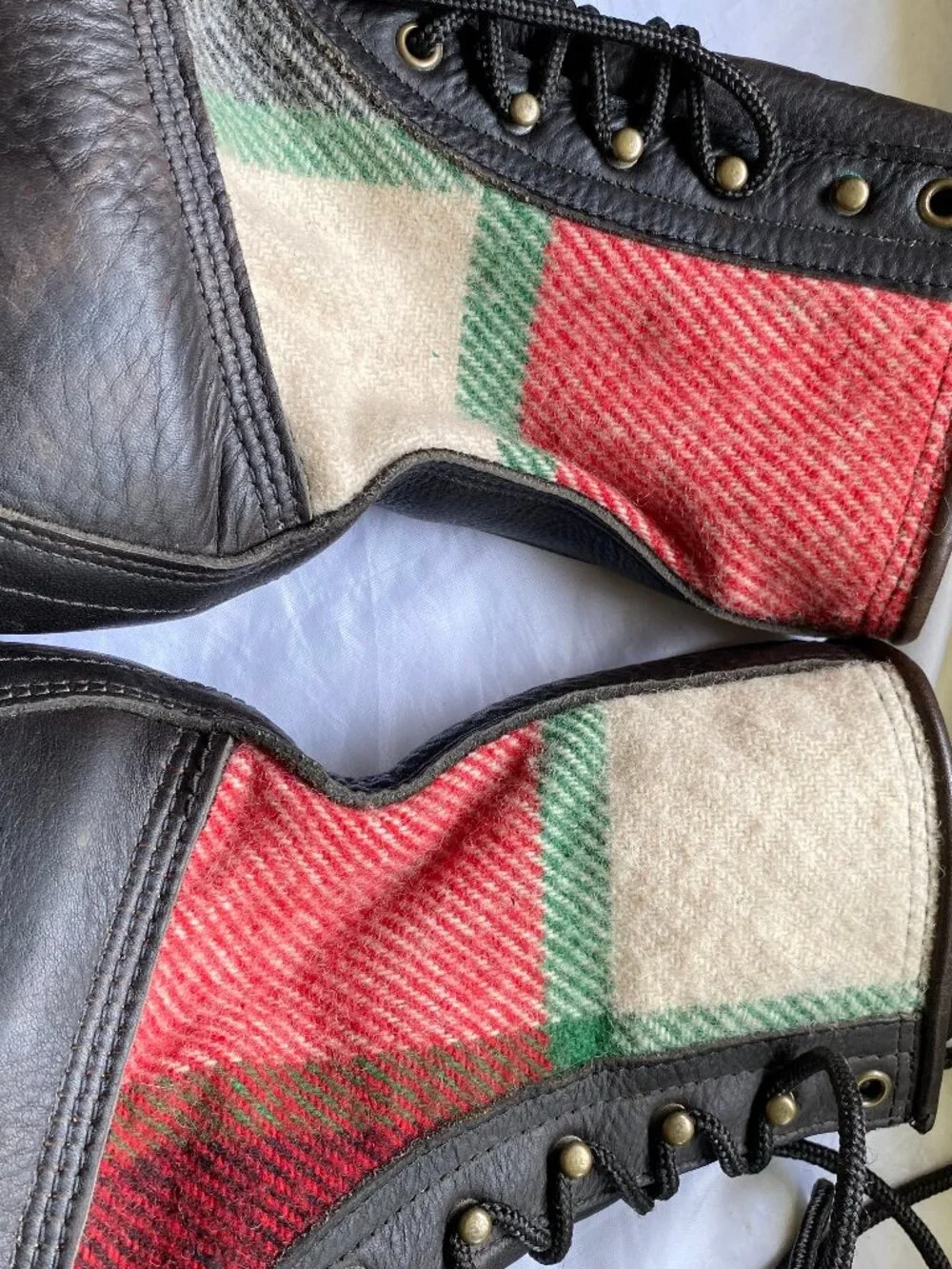 Yuketen Maine Guide Plaid Blanket Custom Leather Boots Size 9 D Made in USA